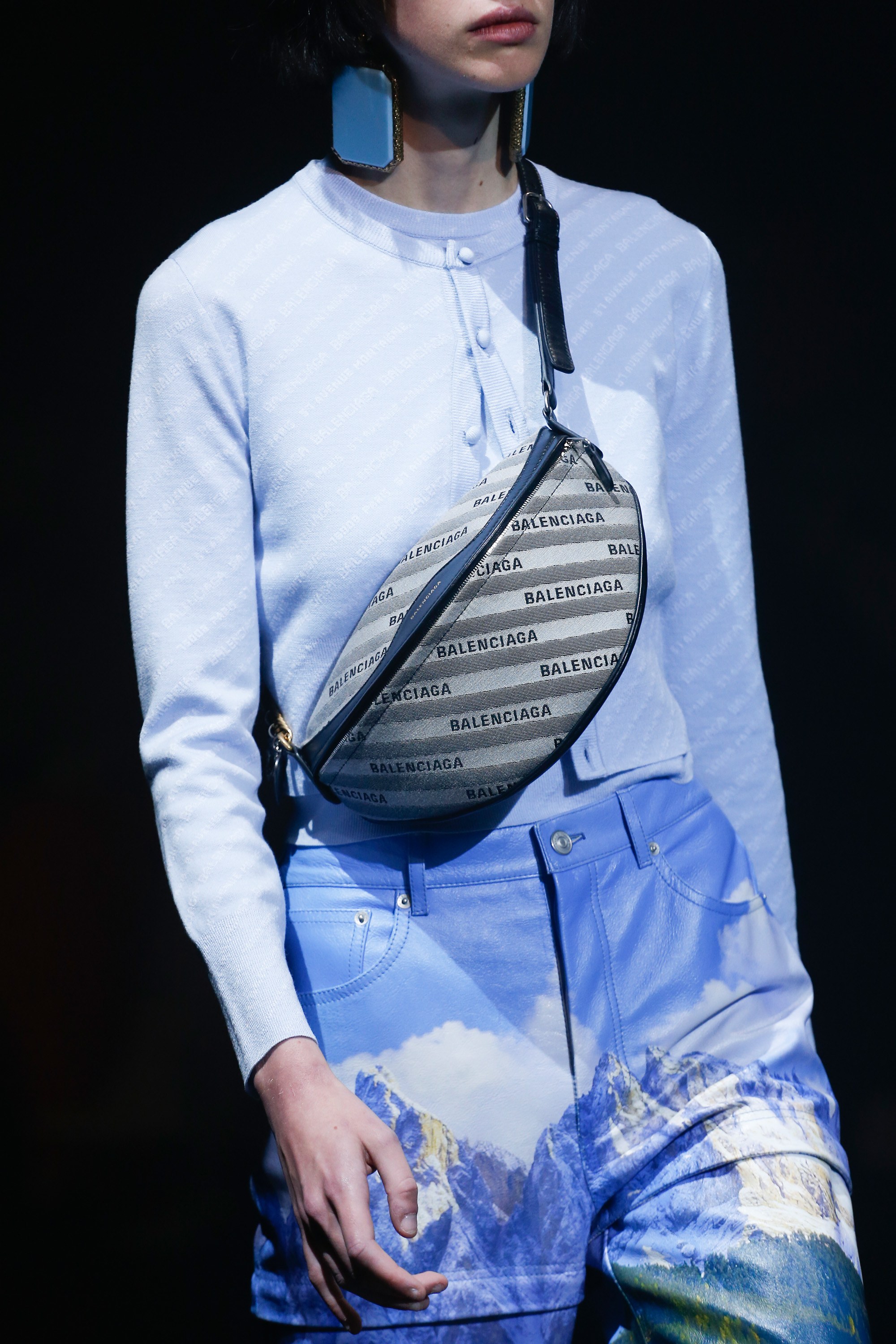 Balenciaga clutch 2018 deals