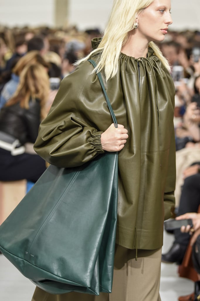 celine spring summer 2018 pfw phoebe philo - CamaragrancanariaShops - A Mix  of Classic Bags and New Styles Were Seen On the Runway at Celine Winter 2021