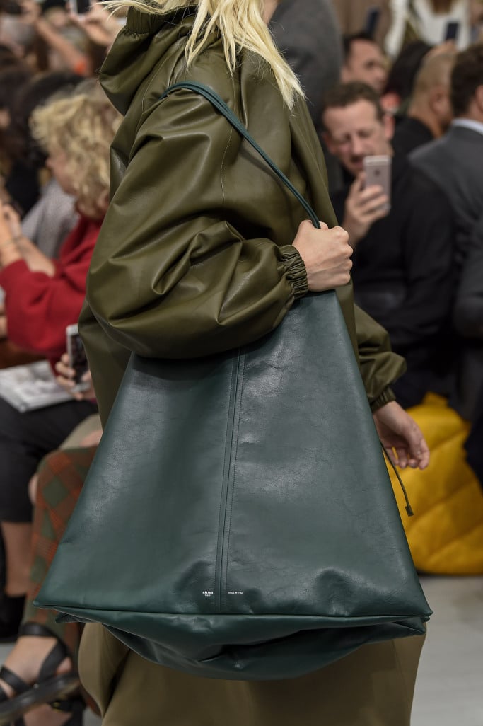 celine spring summer 2018 pfw phoebe philo - CamaragrancanariaShops - A Mix  of Classic Bags and New Styles Were Seen On the Runway at Celine Winter 2021