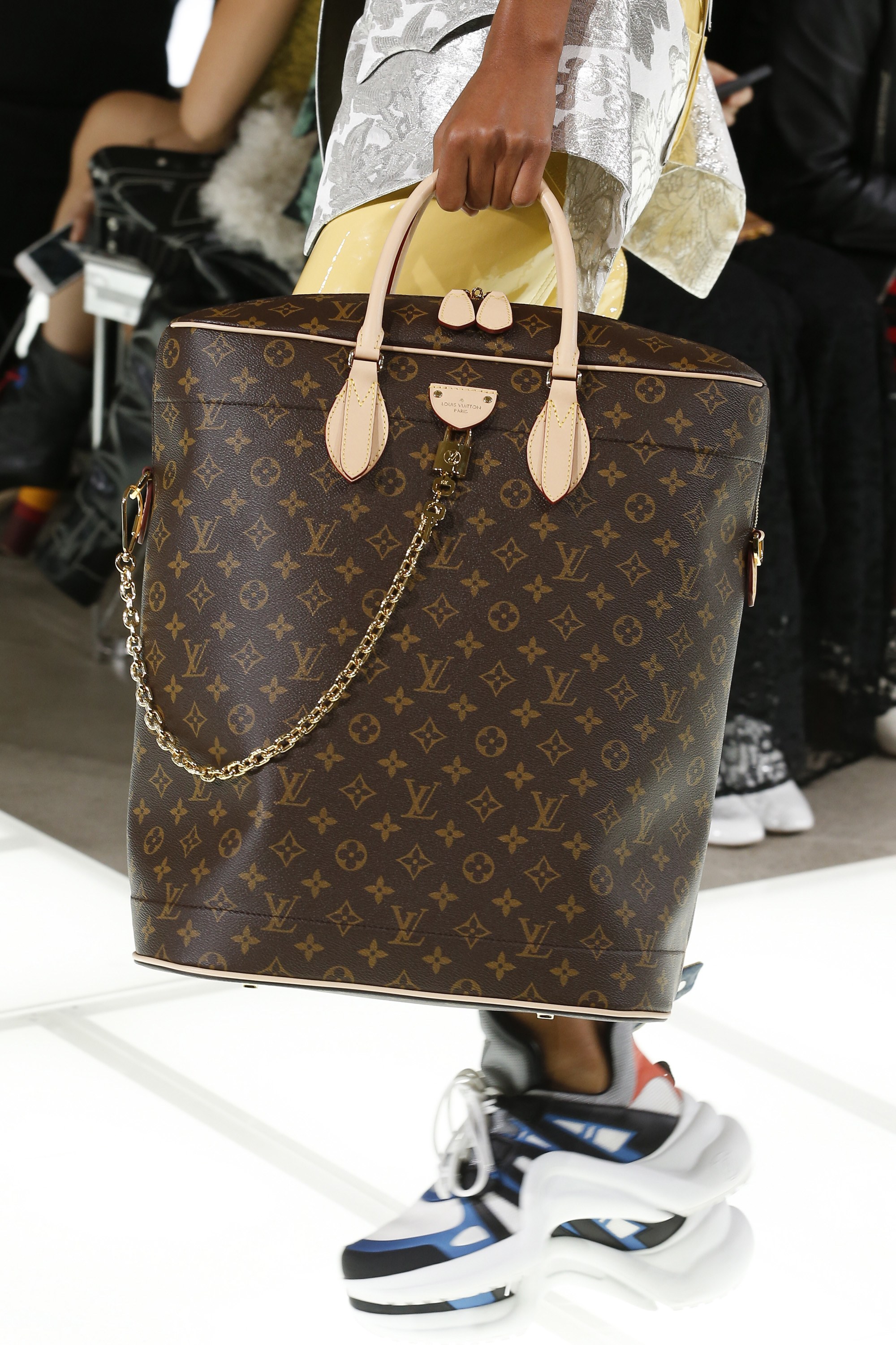 Resultado de imagen para louis vuitton 2018