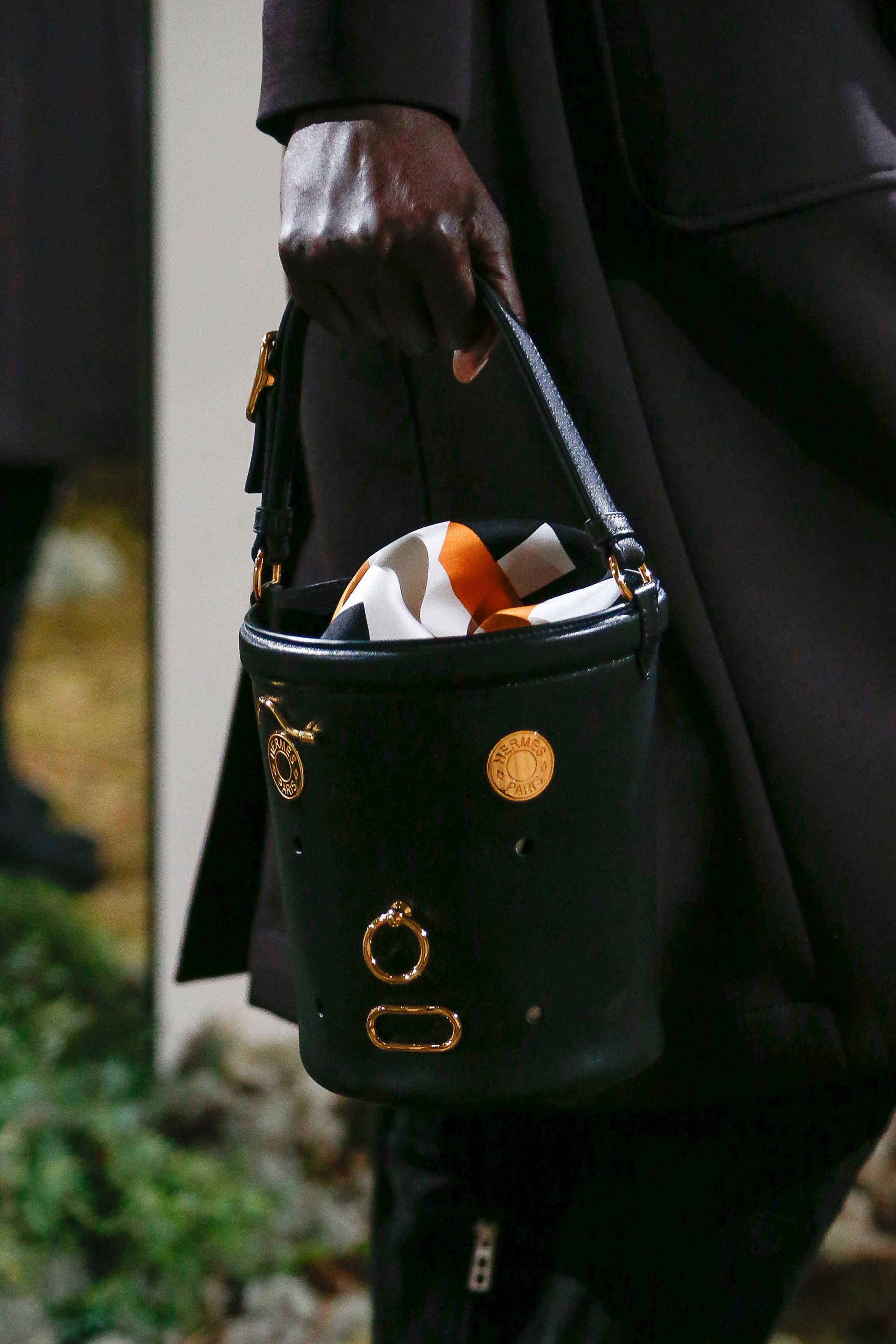 Hermes style bucket bag