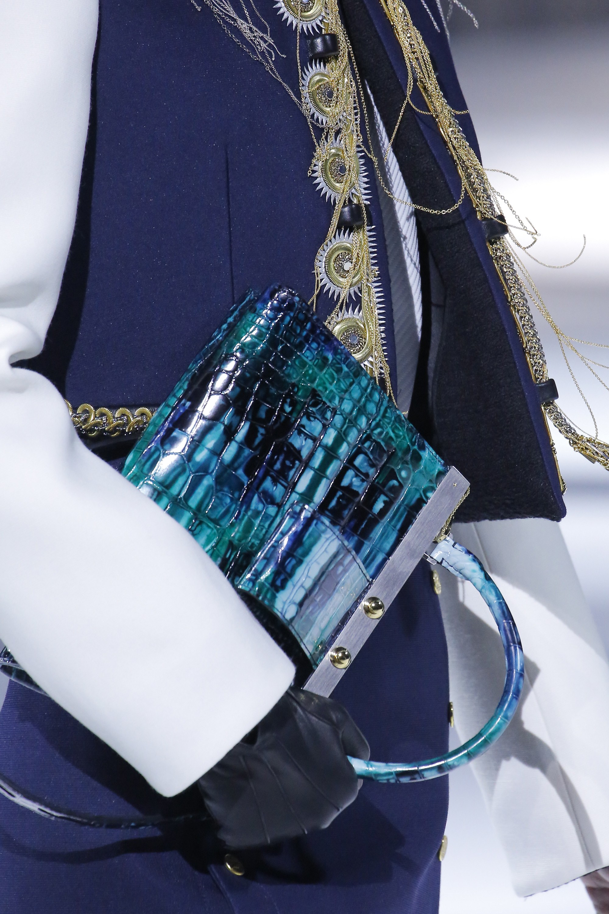 Louis Vuitton Spring-Summer 2022 Runway Bags Collection - Spotted Fashion