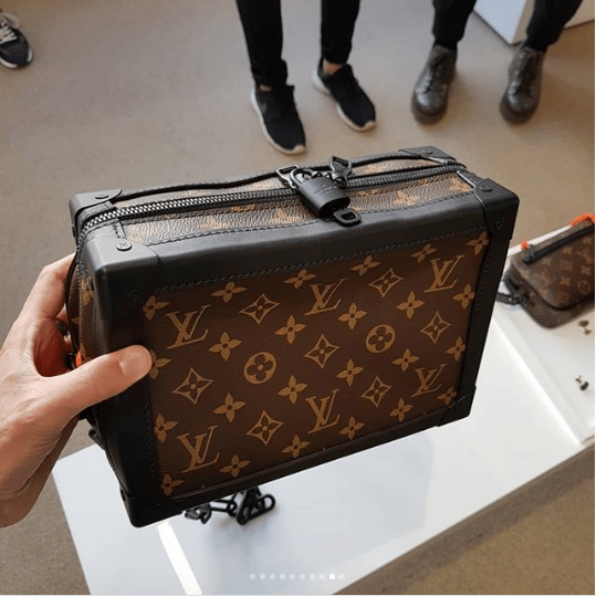 UNBOXING Louis Vuitton Mens 2018 Eclipse Clutch Box Trunks RARE item 