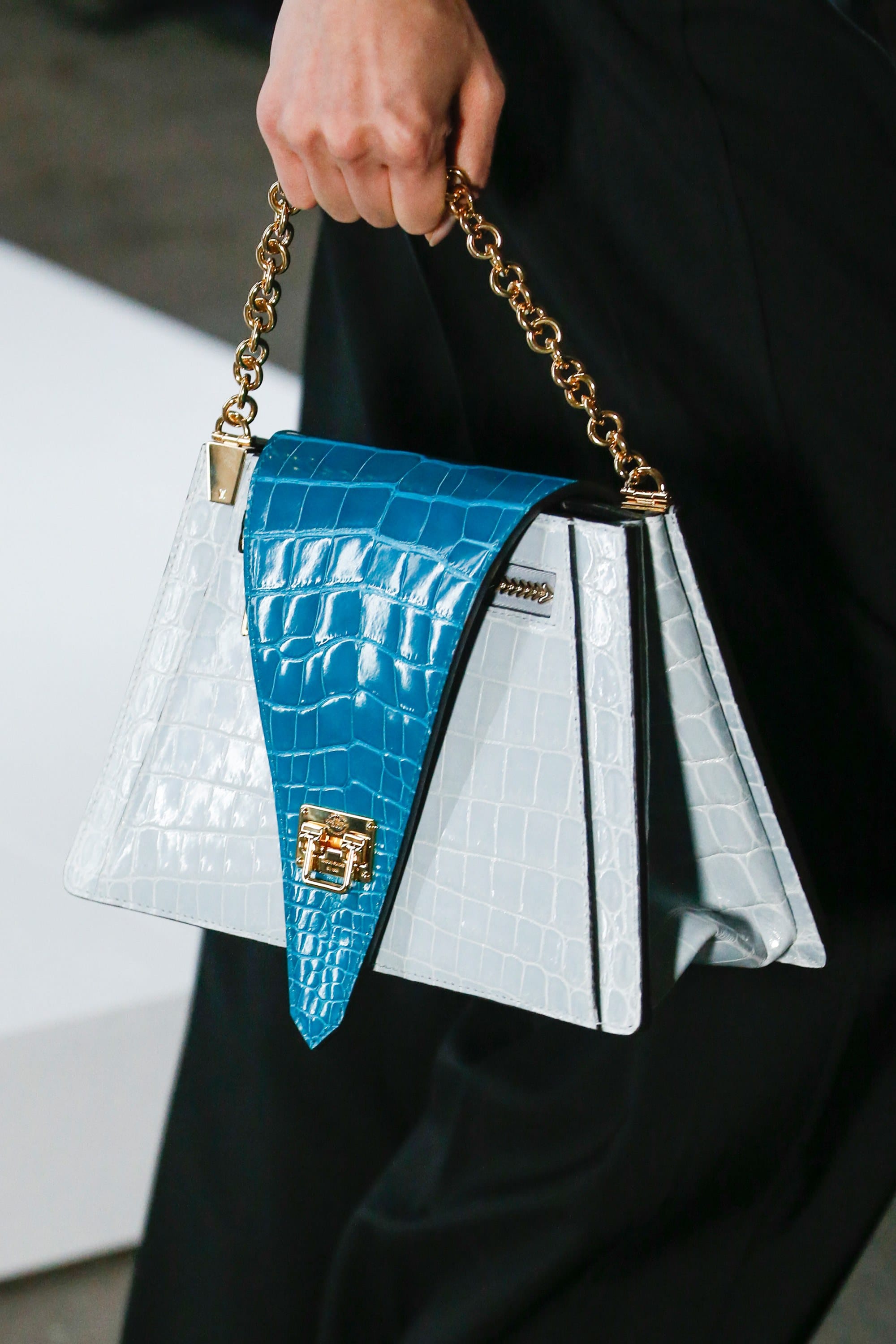 Louis Vuitton Spring/Summer 2019 Runway Bag Collection | Spotted Fashion