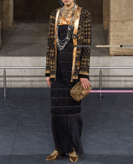 Chanel Pre-Fall 2021 Métiers d'art - RUNWAY MAGAZINE ® Collections