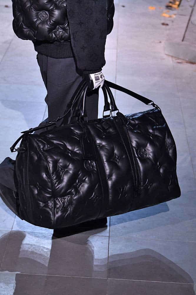 louis vuitton black quilted bag