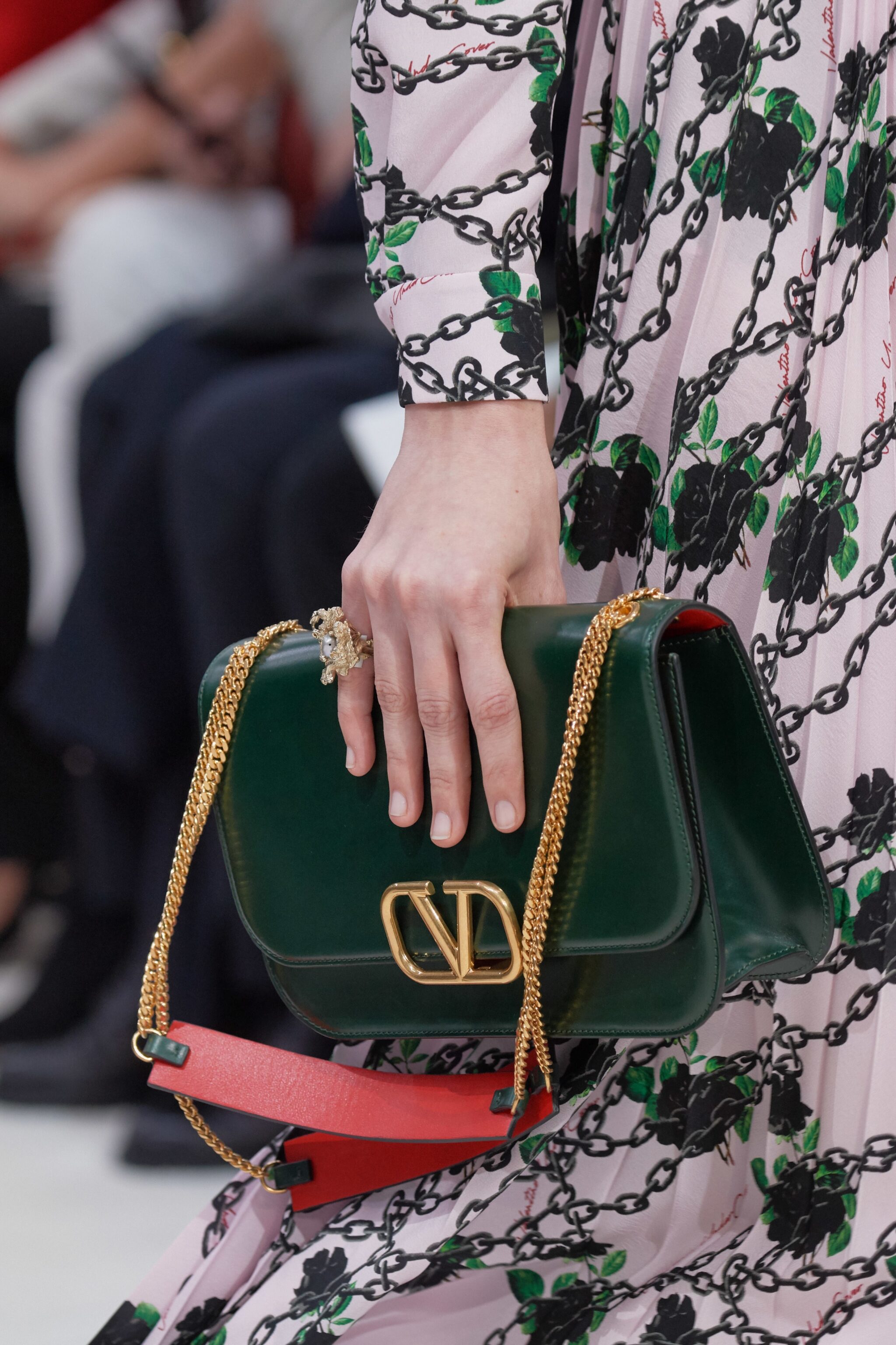 622 2021 Runway Bags Valentino Stock Photos, High-Res Pictures