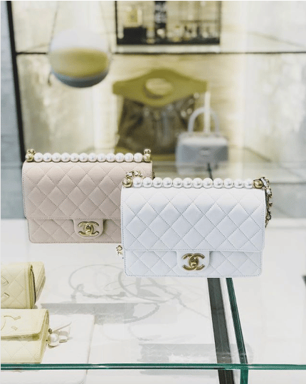 Chanel lambskin pearl snake - Gem