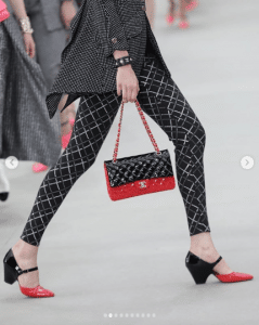 chanel bag cruise runway spottedfashion ig voguebrasil spotted 