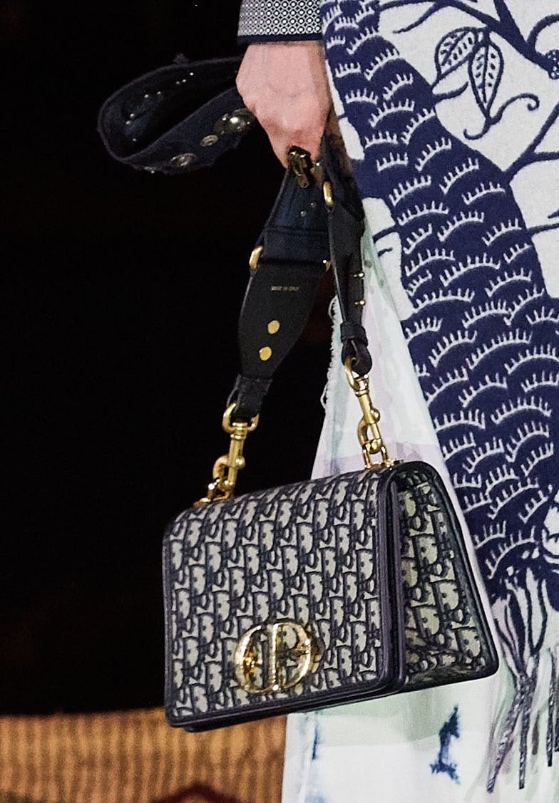 Dior Fall 2022 Handbags Crossbody | semashow.com