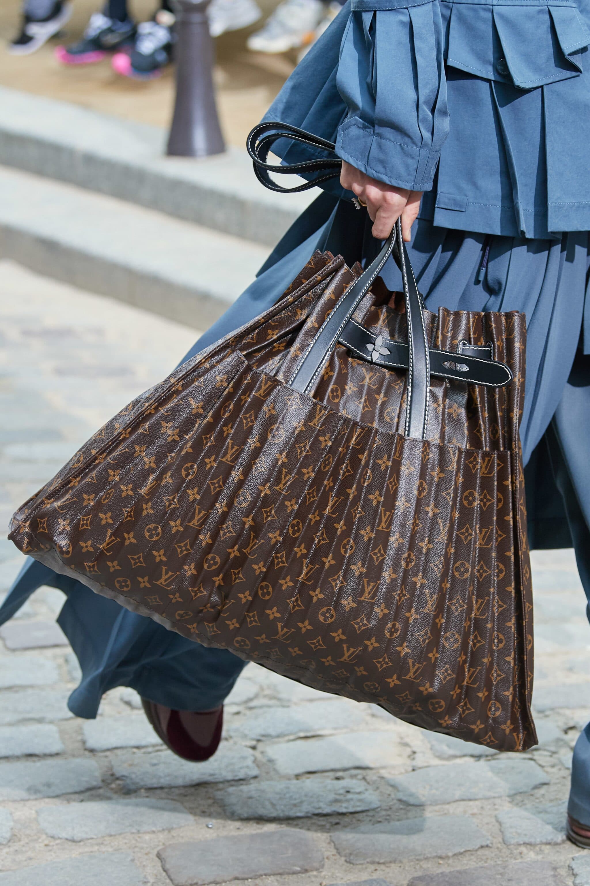 Louis Vuitton - Men's Spring-Summer 2020 Collection Tufted Monogram and  Damier canvases give a three-dimensional effect to bags from Virgil Abloh's  latest Louis Vuitton collection. Watch the show now on Facebook or