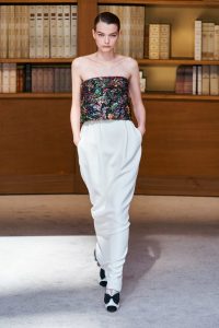 Chanel Fall-Winter 20192020 Haute Couture15