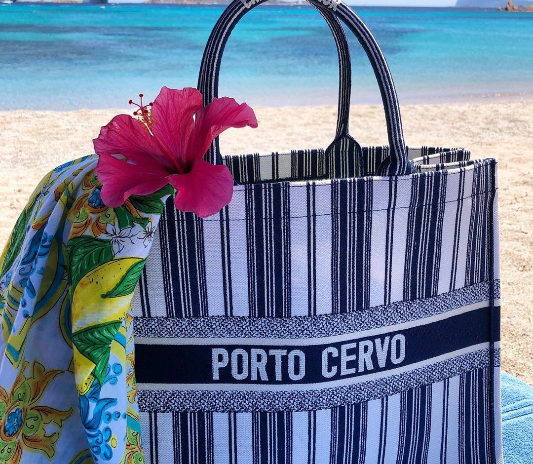 dior bag beach