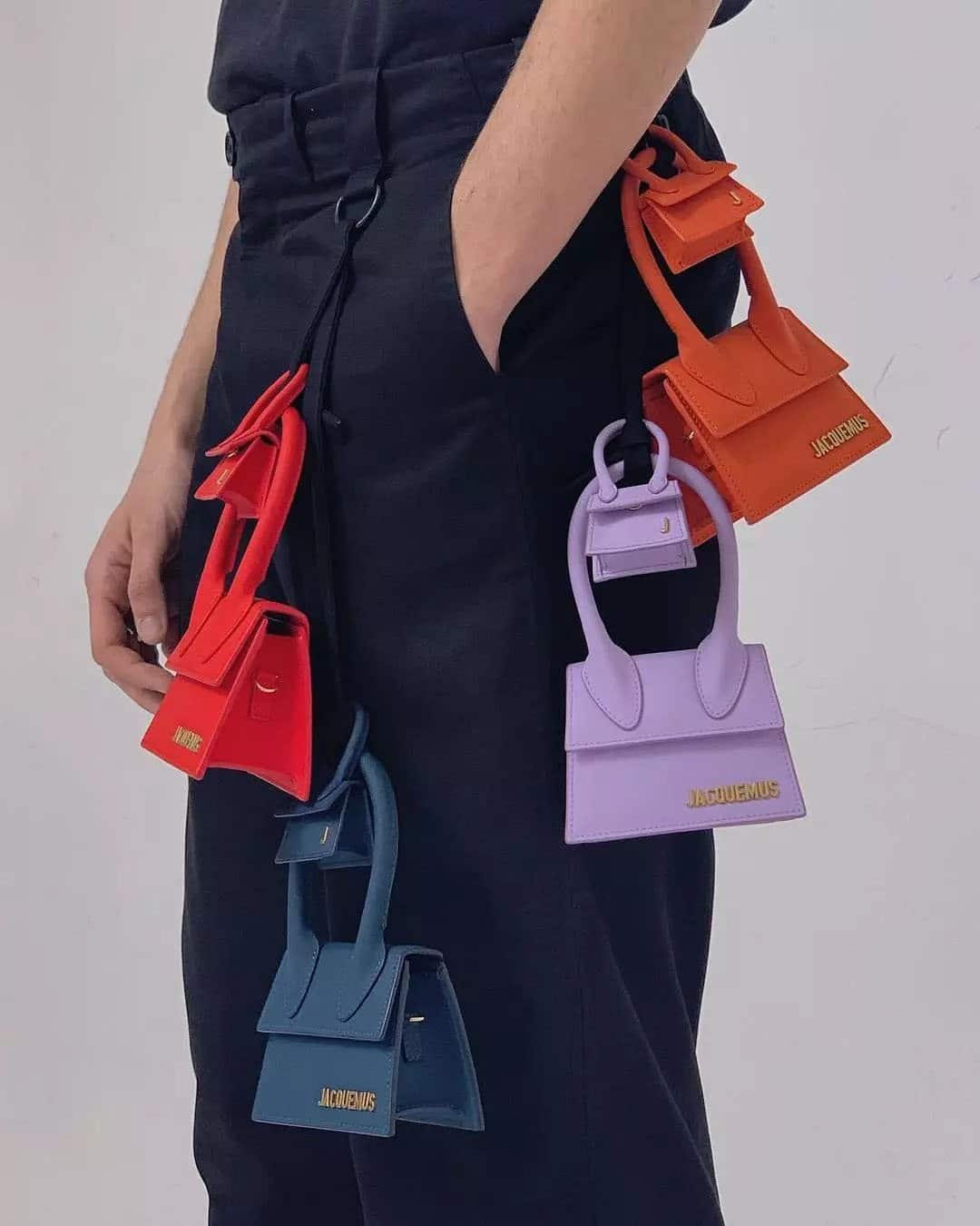 The Guide to the Mini and Micro Bags of Jacquemus 'Chiquito