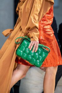 bottega veneta bag runway spring bags chained pouch featuring