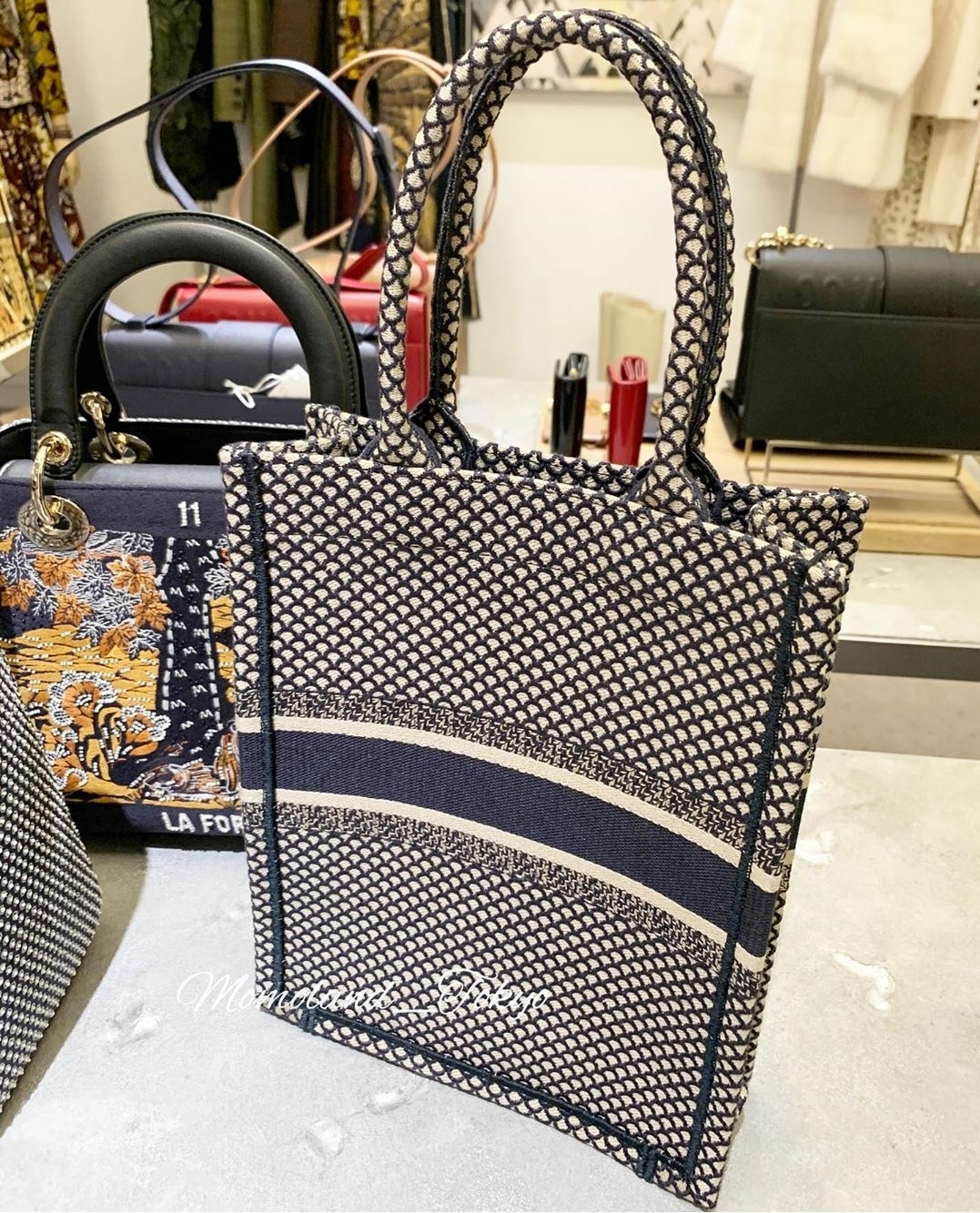 dior tote bag inside