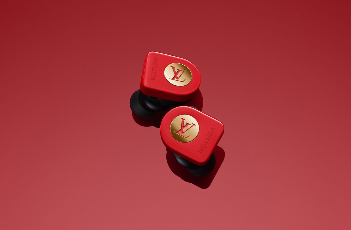 Louis Vuitton Horizon Earphones Reference Guide | Spotted Fashion