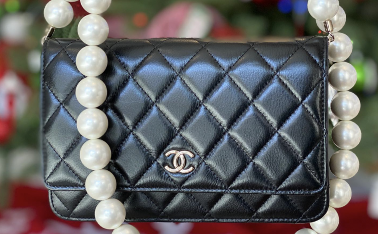 chanel sling bag