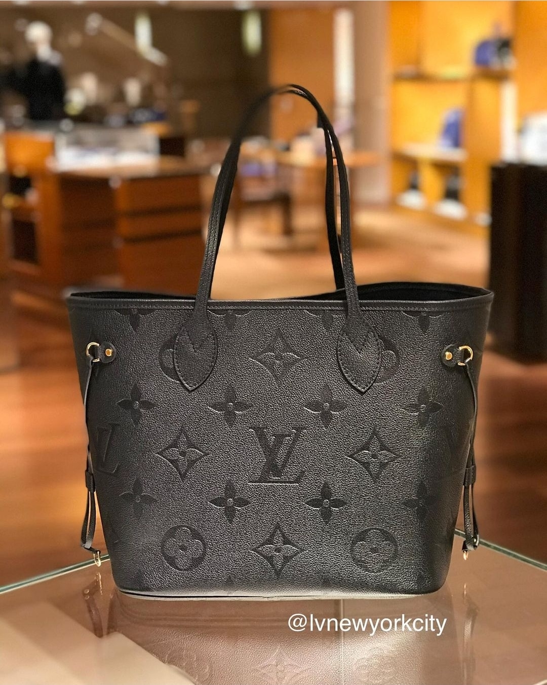 Louis Vuitton Neverfull mm Turtledove Monogram Empreinte