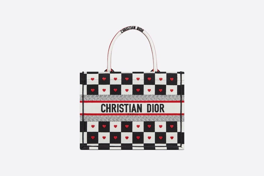 DIOR BOOK TOTE 101: SIZE COMPARISON