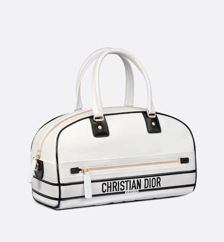 Dior presents the savoir-faire of the Dior Vibe bowling bag - News